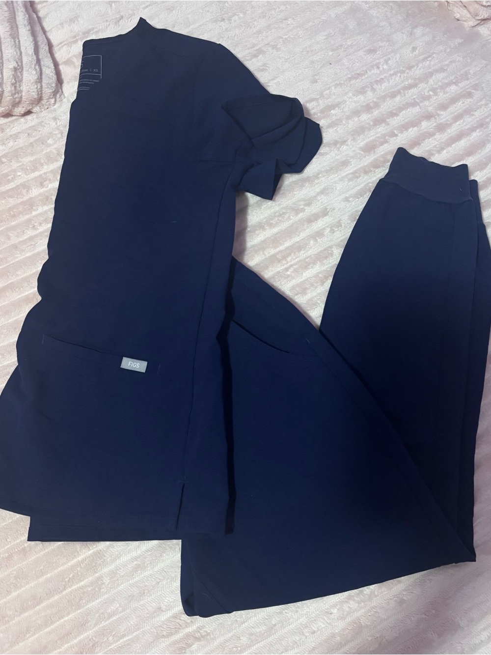 Figs Women's Navy jogger scrub Pants &  scrub top Set